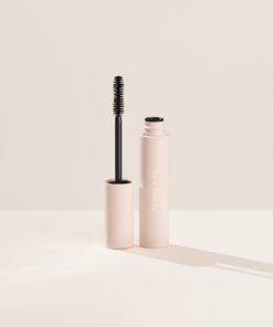 Perfect Strokes Universal Volumizing Mascara